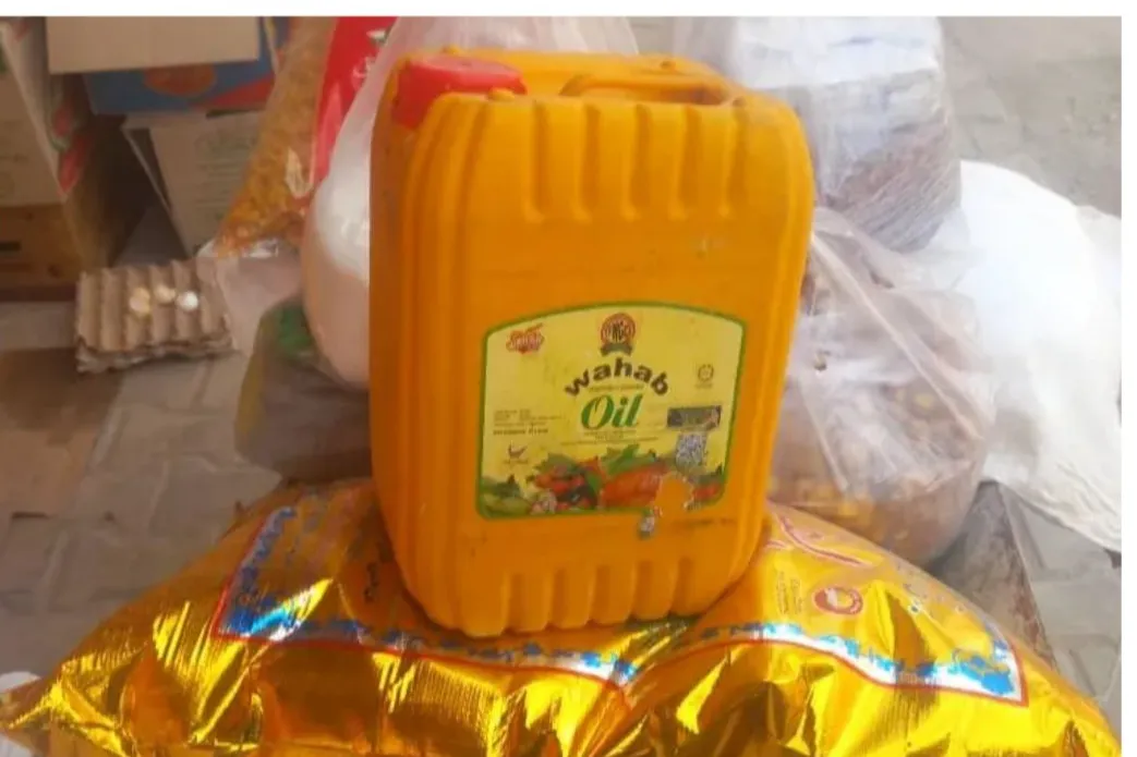 سلال الخير... تطعم أسرة وتحيي أملا.                        Baskets of Goodness… Feeding a Family and Reviving Hope.”