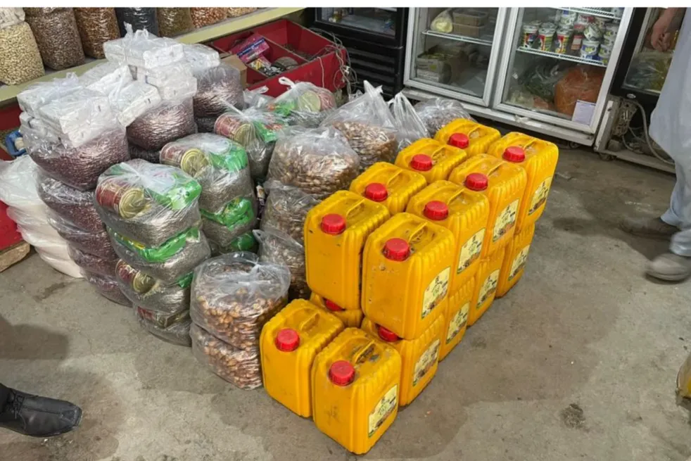 سلال الخير... تطعم أسرة وتحيي أملا.                        Baskets of Goodness… Feeding a Family and Reviving Hope.”